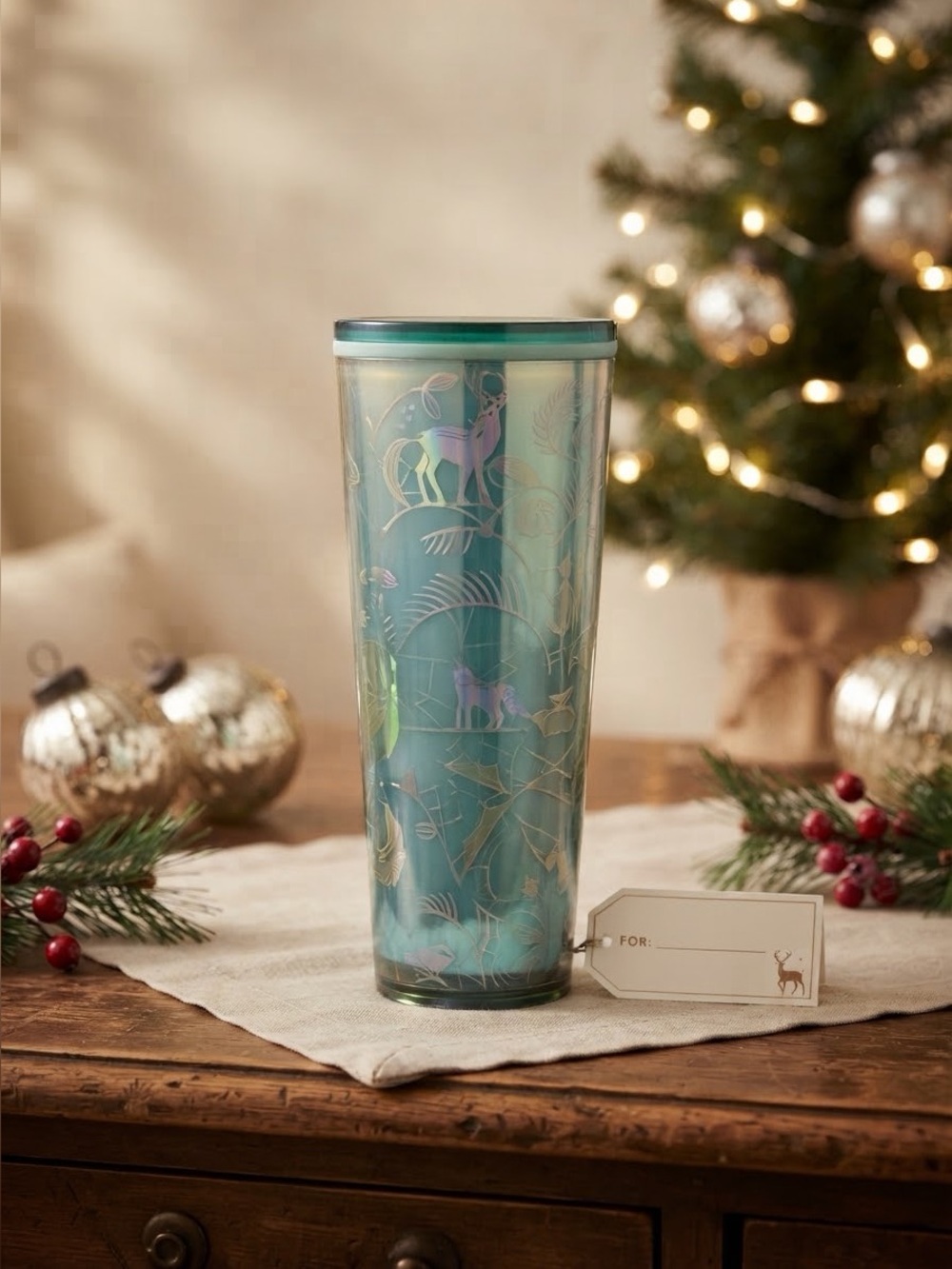 Holiday 2022 Limited Edition Starbucks color changing venti tumbler cold cup